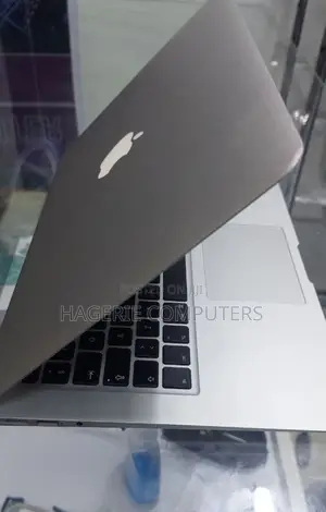 New Laptop Apple MacBook Air 4GB Intel Core I5 SSD 128GB