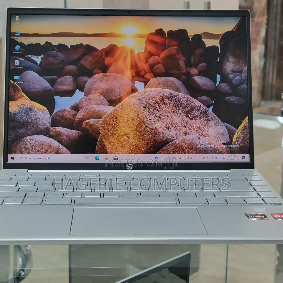New Laptop HP Pavilion 14-Ce1000 8GB AMD Ryzen 5 SSD 512GB
