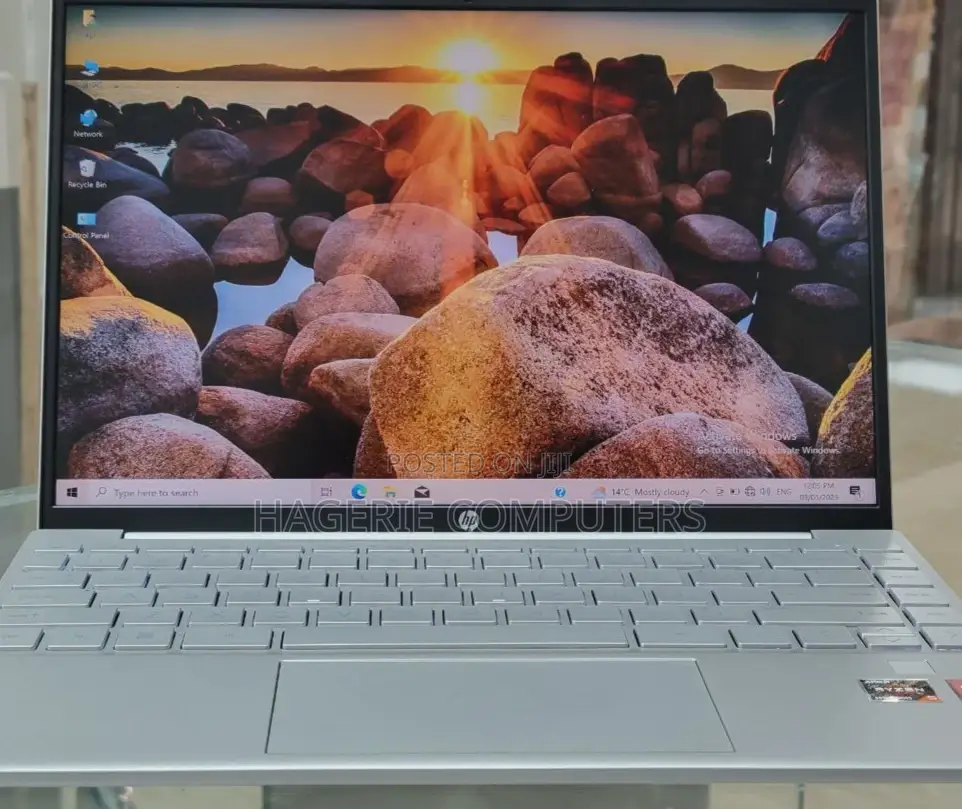 New Laptop HP Pavilion 14-Ce1000 8GB AMD Ryzen 5 SSD 512GB