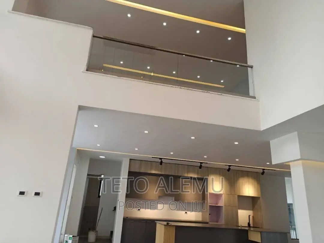 Furnished 7bdrm House in House For Sale, Bole for sale