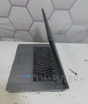 New Laptop HP EliteBook 850 G2 8GB Intel Core I7 SSD 256GB