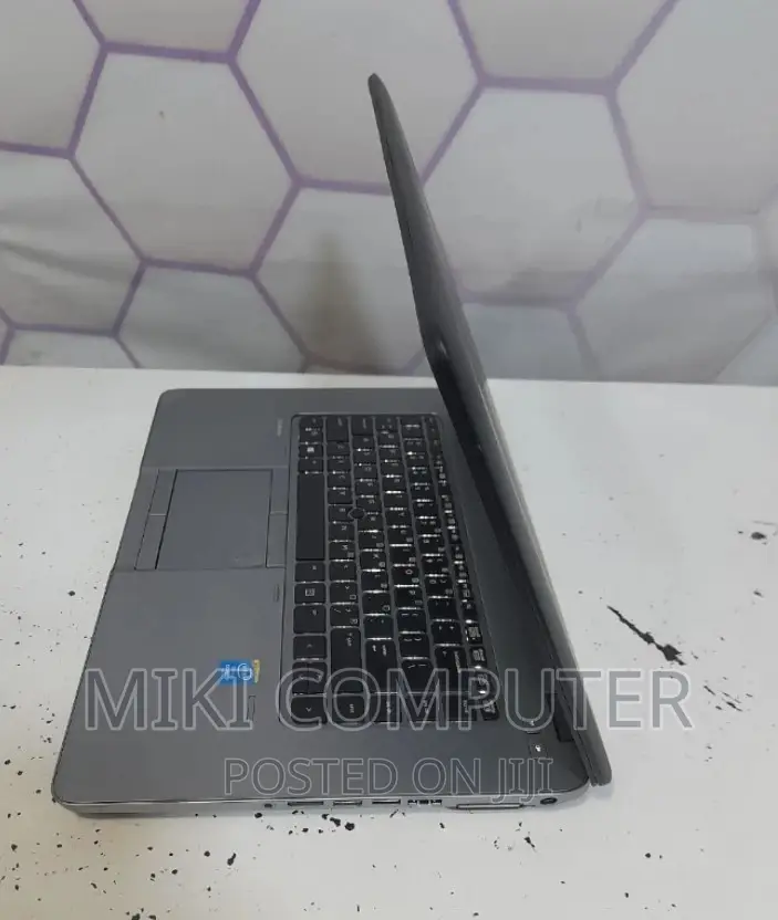 New Laptop HP EliteBook 850 G2 8GB Intel Core I7 SSD 256GB