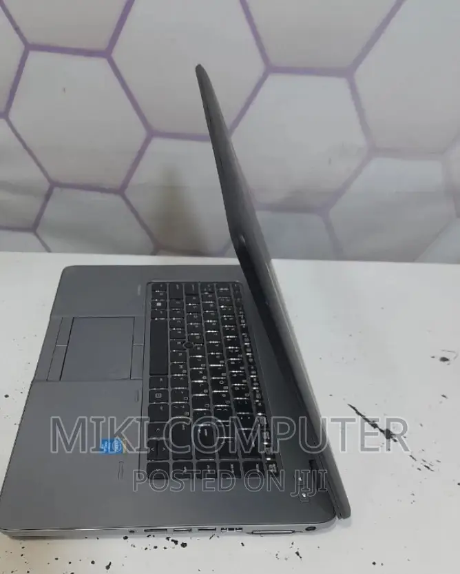 New Laptop HP EliteBook 850 G2 8GB Intel Core I7 SSD 256GB