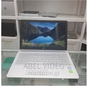 New Laptop HP Pavilion 15 8GB Intel Core I5 HDD 1T