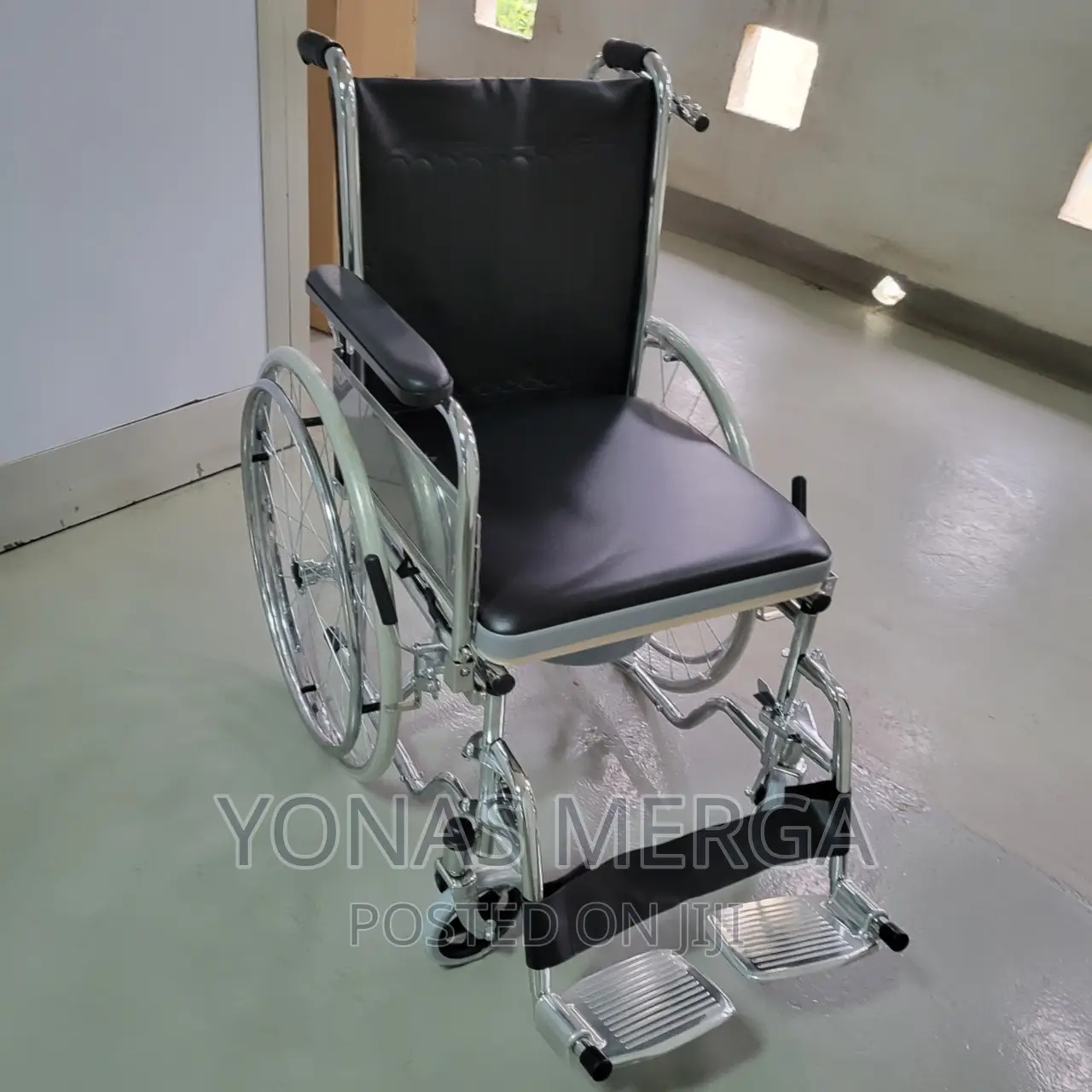 Wheelchair/Amy Farma Wheelchair/Wheelchair/Wheelchair/