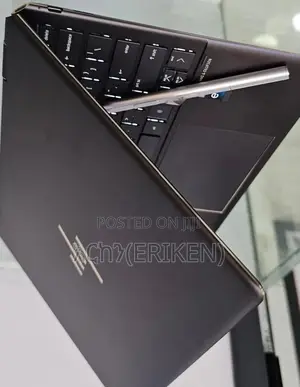 Photo - New Laptop HP Spectra 13 16GB Intel Core i7 SSD 1T