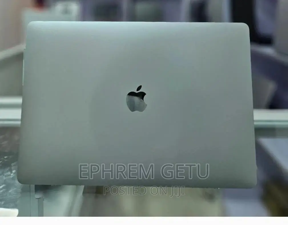 New Laptop Apple MacBook Pro 2019 16GB Intel Core i7 SSD 512GB