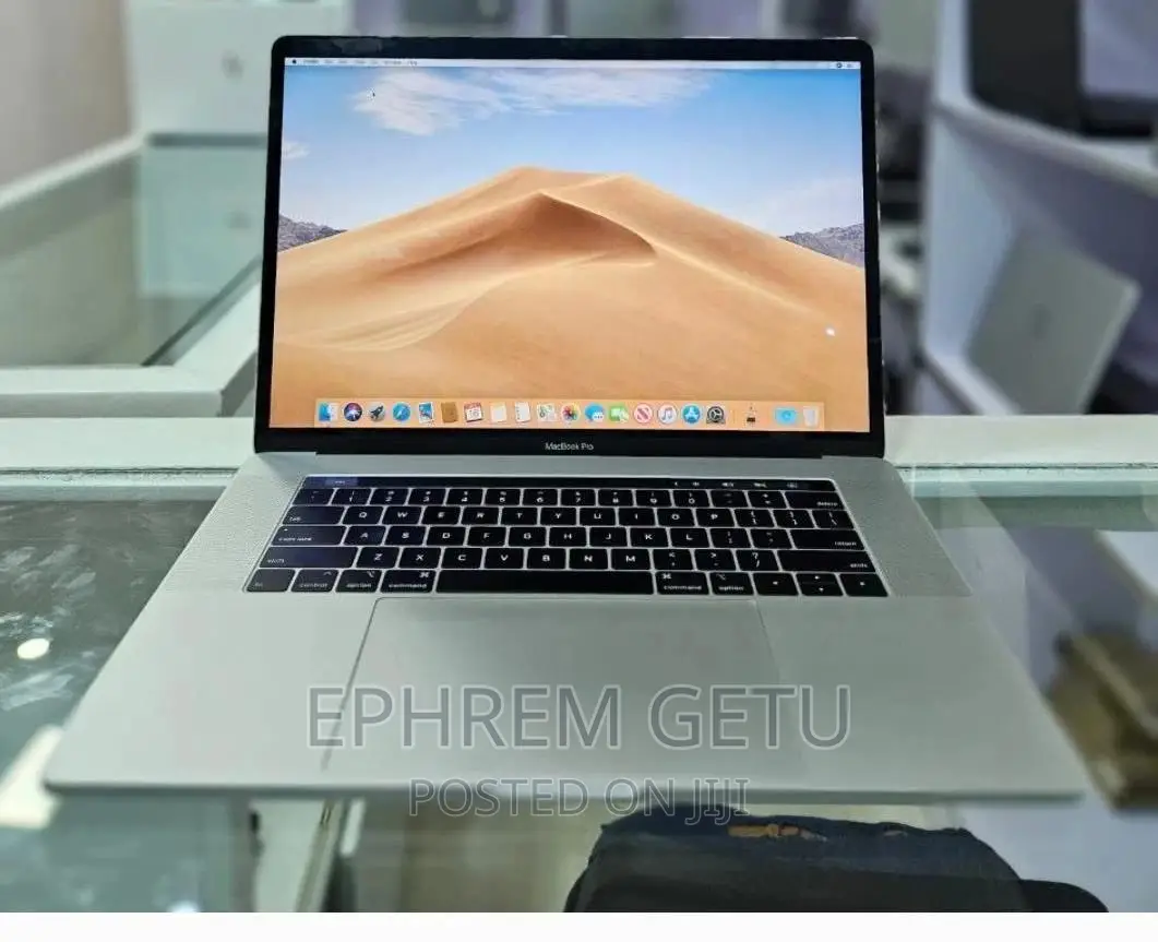 New Laptop Apple MacBook Pro 2019 16GB Intel Core i7 SSD 512GB