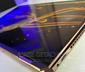 Photo - New Laptop HP Spectre 16GB Intel Core I5 SSD 512GB