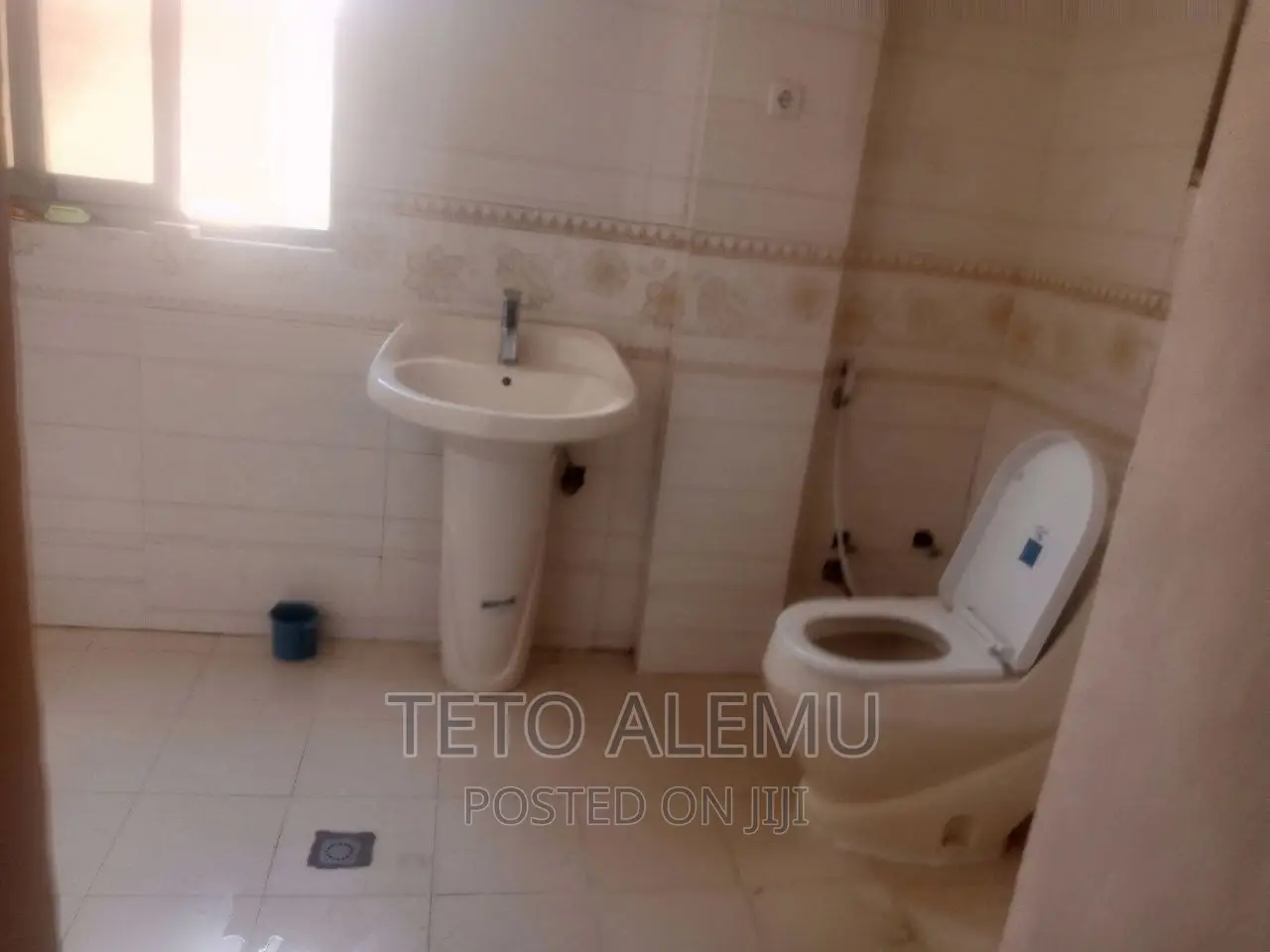 Furnished 5bdrm House in House For Sale, Bole for sale