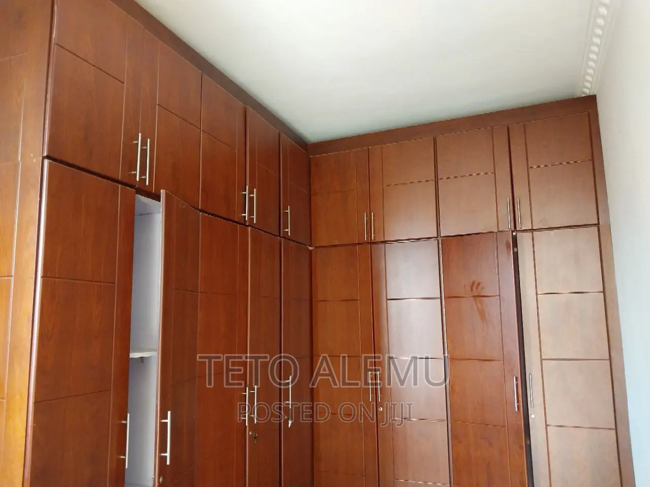 Furnished 5bdrm House in House For Sale, Bole for sale