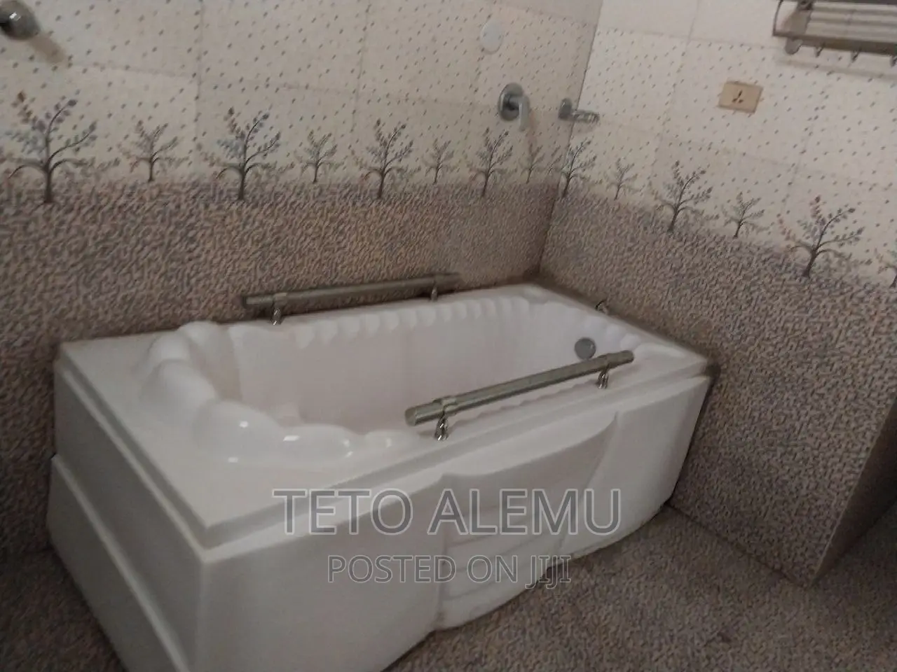 Furnished 5bdrm House in House For Sale, Bole for sale