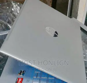 New Laptop HP Pavilion 10 8GB AMD Ryzen 5 SSD 512GB