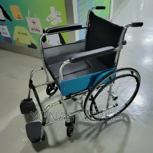 Used Wheelchair\ሠፋያለ,እግሩሚነቀል/Wheelchair\Wheelchair/