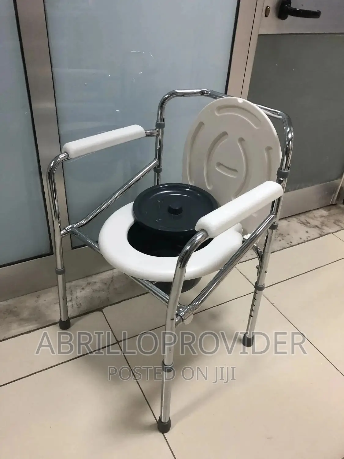 Commode Chair:Commode Chair"Commode Chair'commode Chair