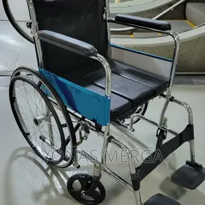 Used Wheelchair|Toilet Wheelchair/እራሶ እየገፊት እንዲሁም በአጋዥ/