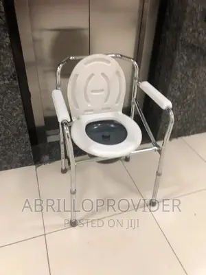 Commode Chair:Foldable Chair*Commode Chair'toilet Chair