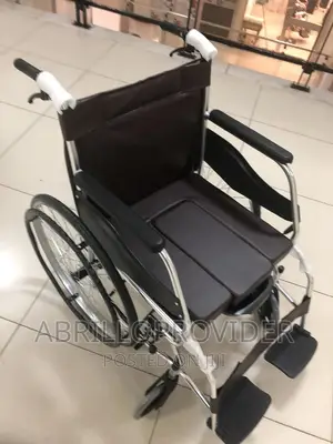 ፖፖ ያለው Commode Wheelchair:Wheelchair°Wheelchair'wheelchair*