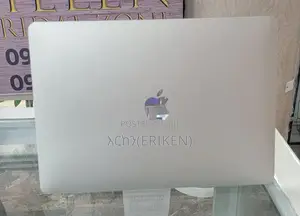 Photo - New Laptop Apple MacBook Pro 2017 8GB Intel Core I5 SSD 128GB