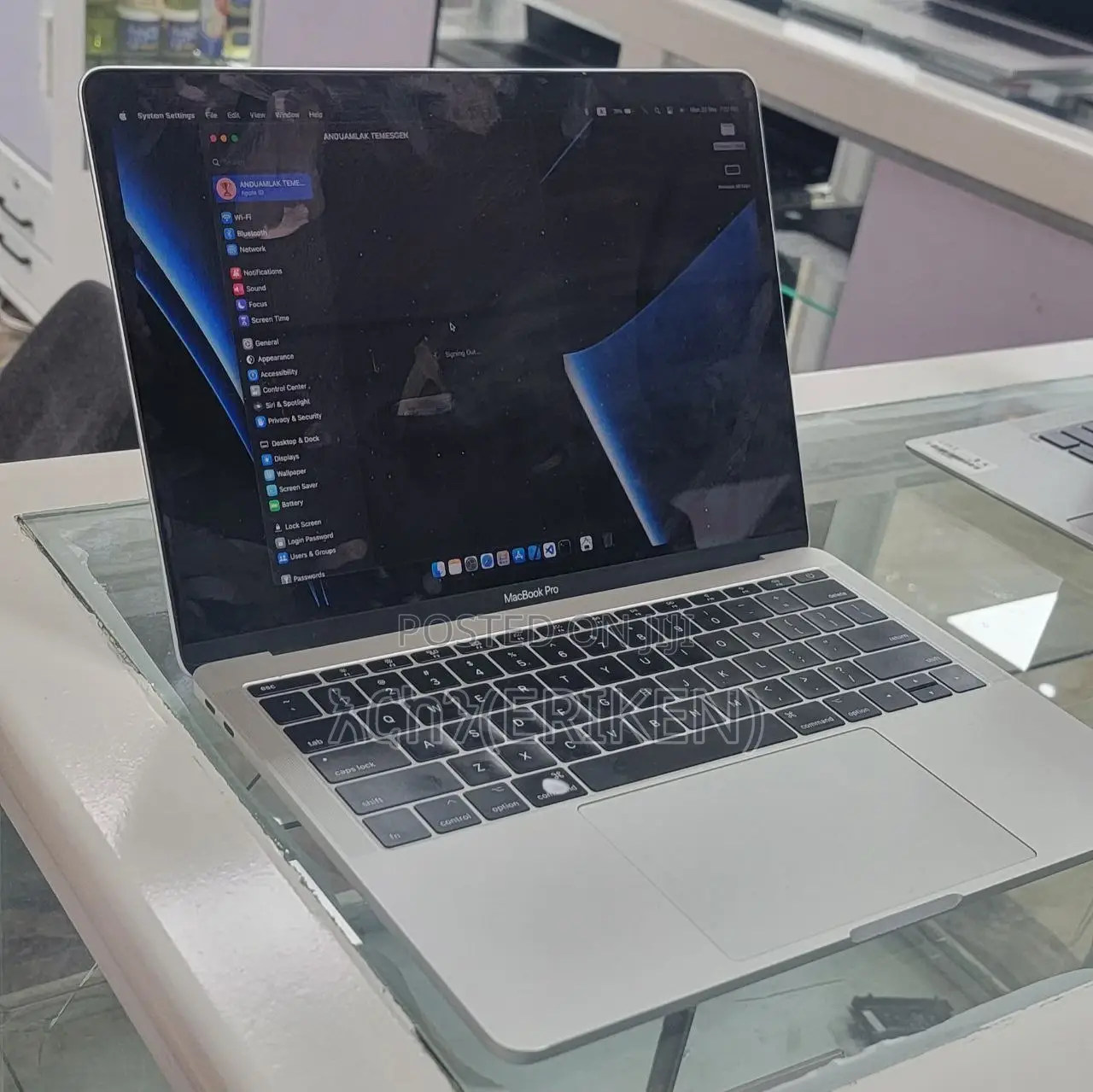 New Laptop Apple MacBook Pro 2017 8GB Intel Core I5 SSD 128GB