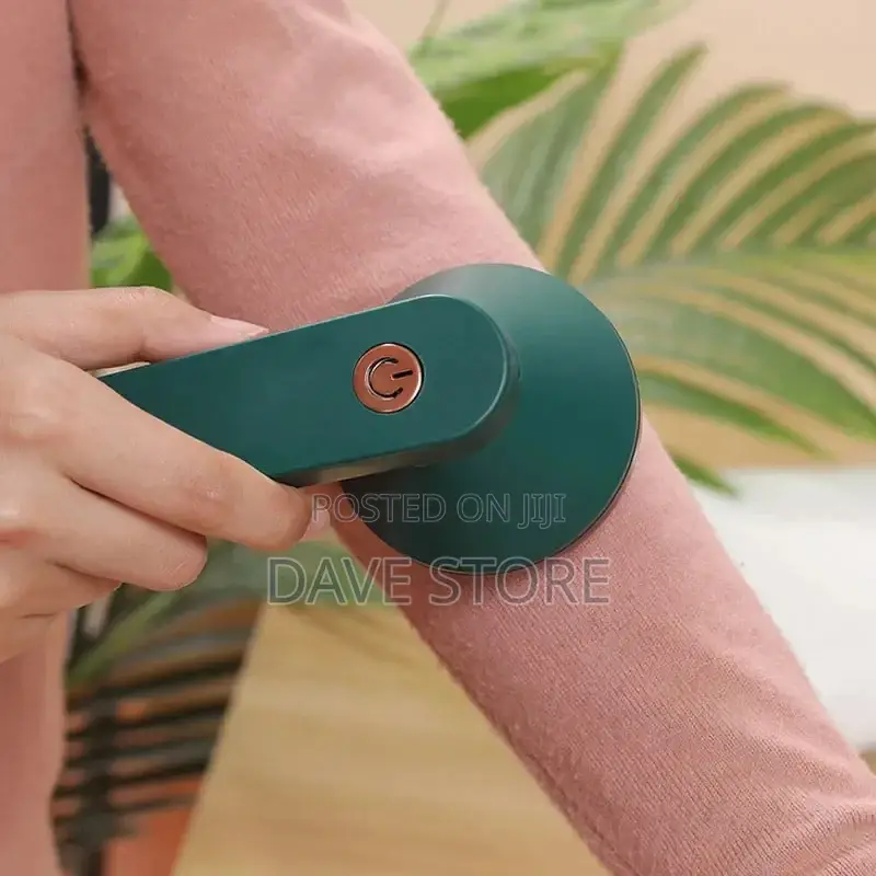 Rechargeable Clothes Lint Remover