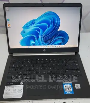 New Laptop HP Stream Notebook 8GB Intel Core I5 SSD 256GB