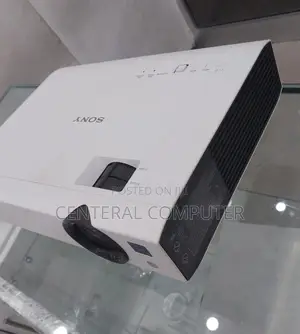 Photo - Brand New Sony Projector Dx100 M6