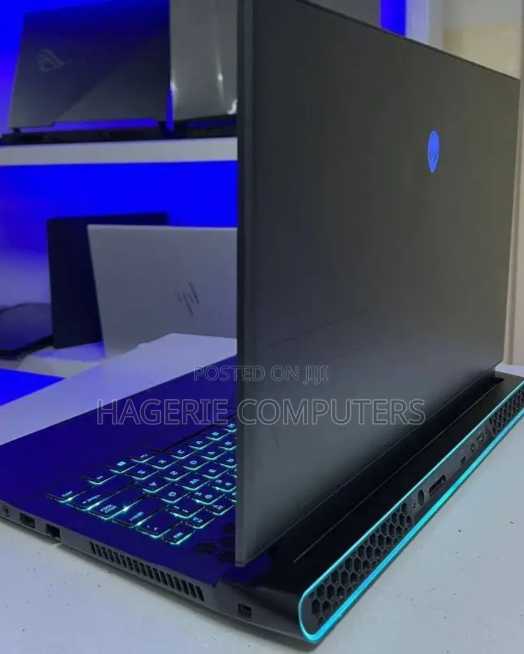 New Laptop Alienware Area-51m 16GB Intel Core I7 SSD 1T