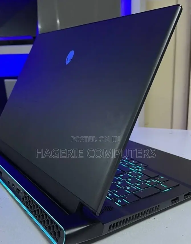 New Laptop Alienware Area-51m 16GB Intel Core I7 SSD 1T