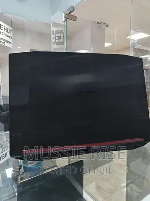 Laptop Acer NITRO 5 8GB Intel Core I5 HDD+SSD 256GB