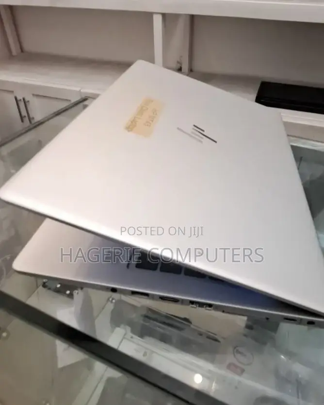 New Laptop HP EliteBook 8540W 8GB AMD Ryzen 3 SSD 256GB