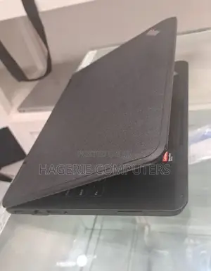 Photo - New Laptop Lenovo Yoga 11e 4GB Intel Core 2 Quad HDD 500GB