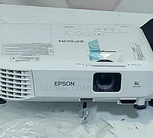 Brand New EPSON Projector Eb S05 Model Projector