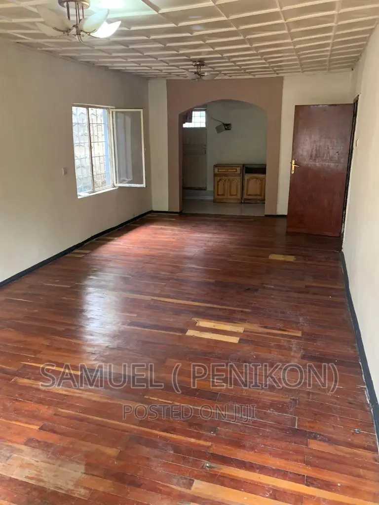 3bdrm House in Villa House, Arada for sale