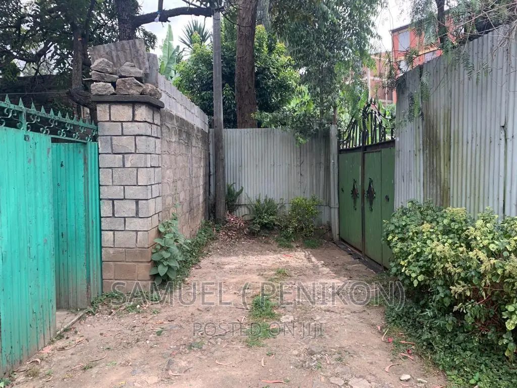 3bdrm House in Villa House, Arada for sale