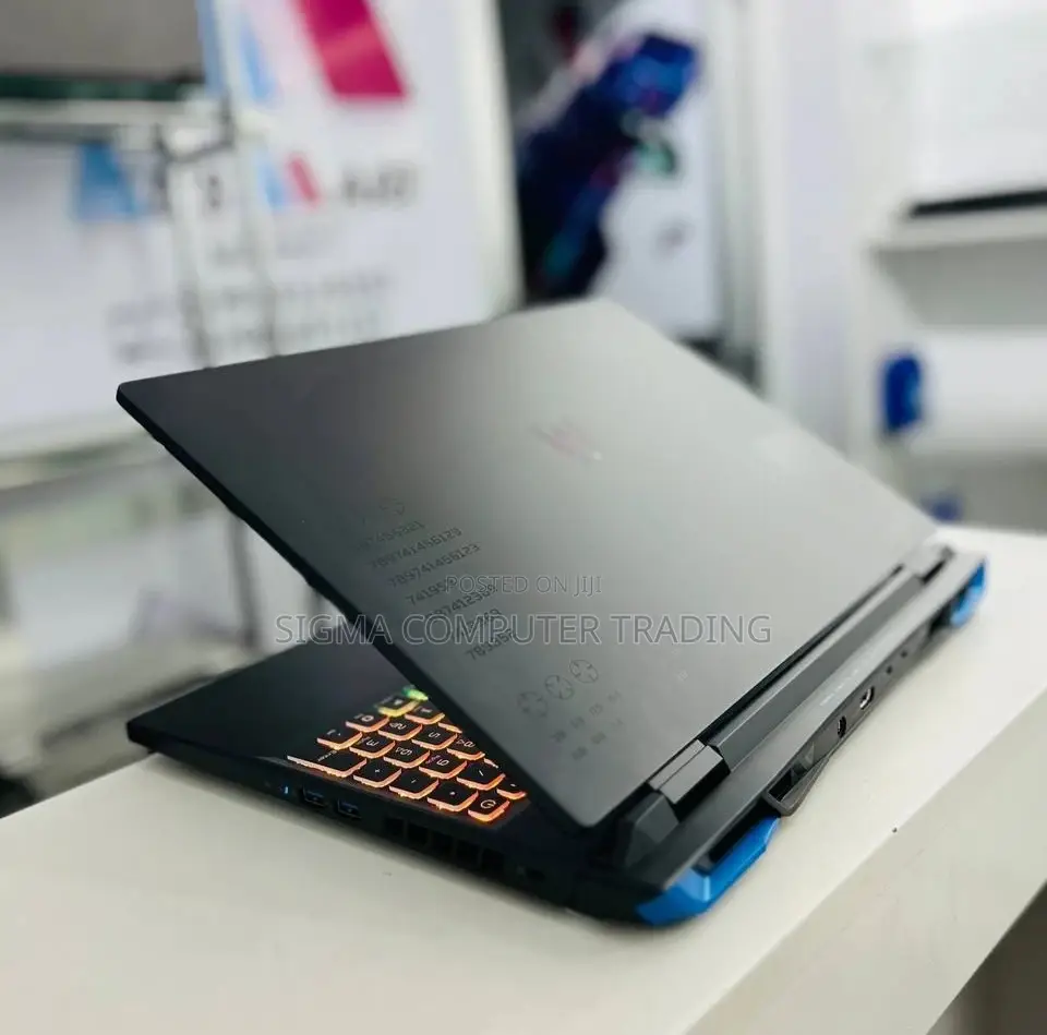 New Laptop Acer Predator Helios 300 16GB Intel Core I9 SSD 1T