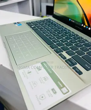 New Laptop Asus VivoBook 15 X505BA 16GB Intel Core I7 SSD 512GB