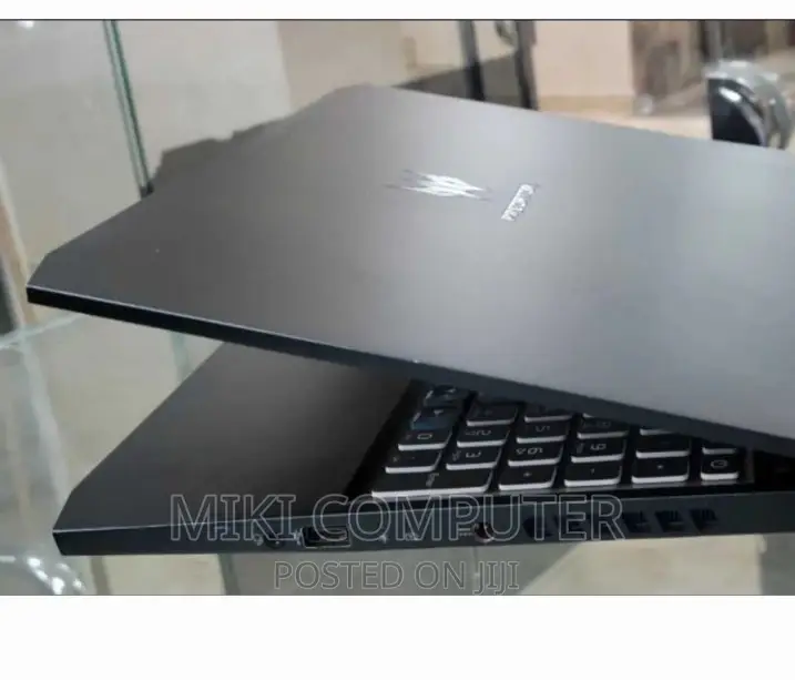 New Laptop Acer Predator Helios 300 16GB Intel Core I7 SSD 512GB