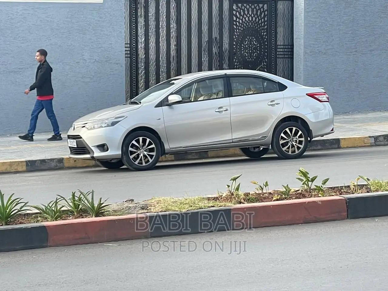 Toyota Yaris 2015 Silver