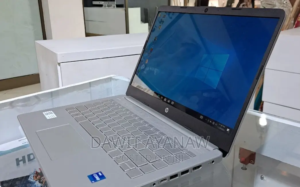 New Laptop HP Stream Notebook 16GB Intel Core I7 SSD 512GB