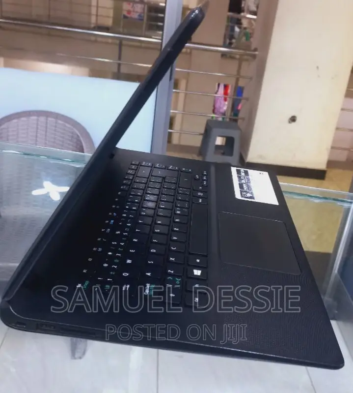 Laptop Acer Aspire 1 4GB Intel HDD 500GB