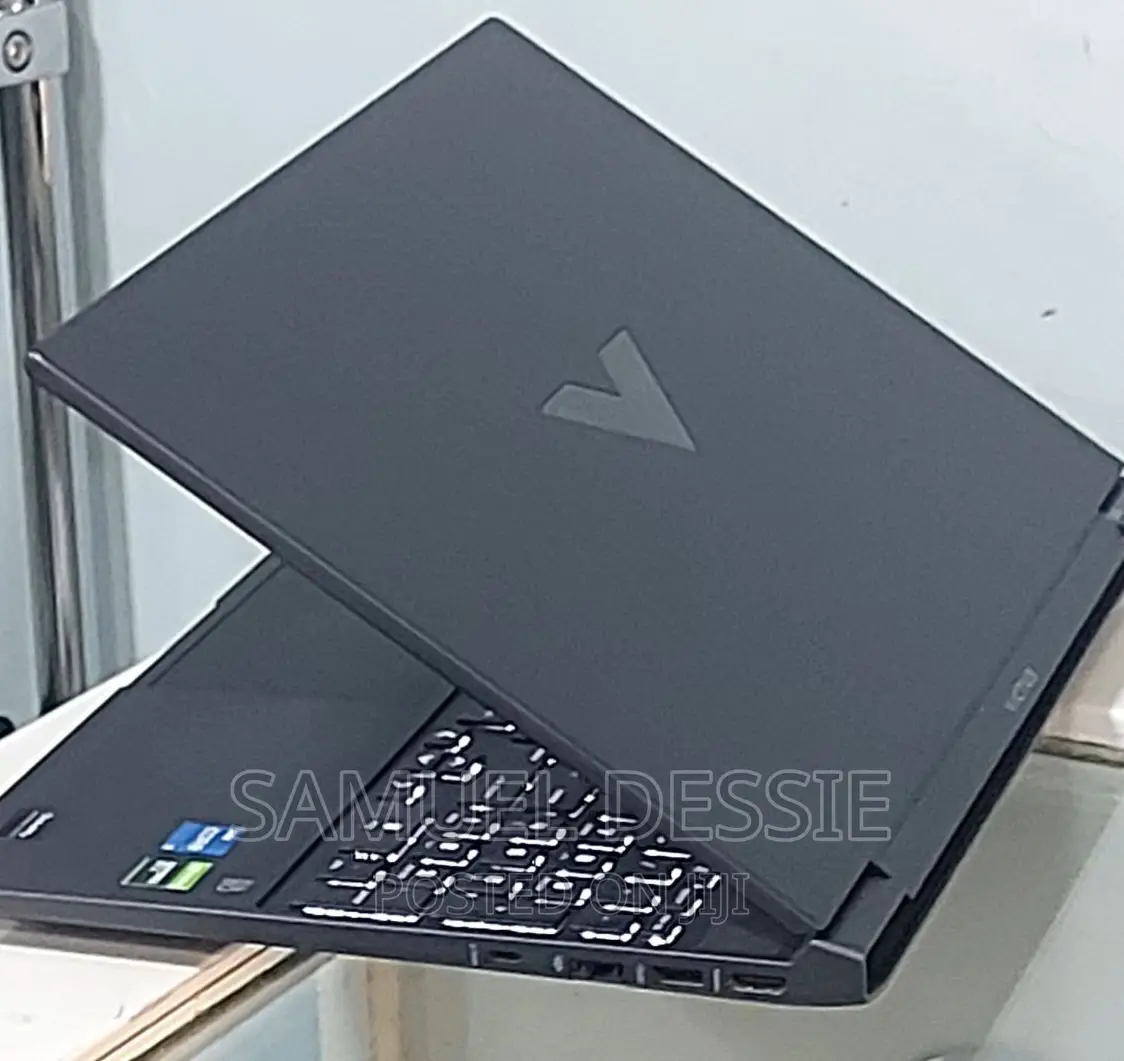 New Laptop HP Victus 16 16GB Intel Core I5 SSD 512GB