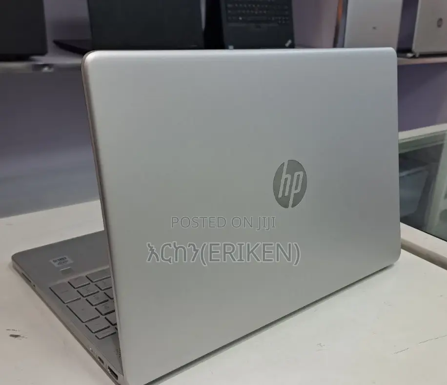 New Laptop HP Stream Notebook 8GB Intel Core I5 HDD 1T