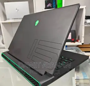 New Laptop Alienware M17x R2 32GB Intel Core I7 SSD 1T