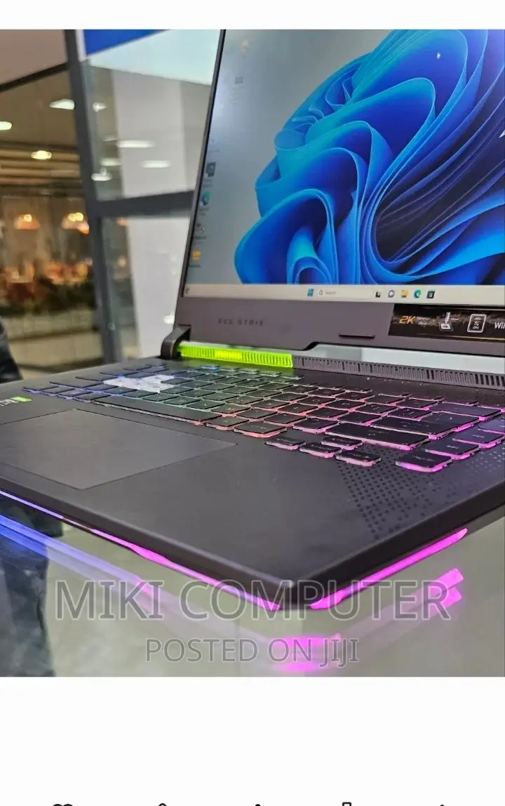 New Laptop Asus ROG Strix G15 16GB AMD Ryzen 9 SSD 512GB