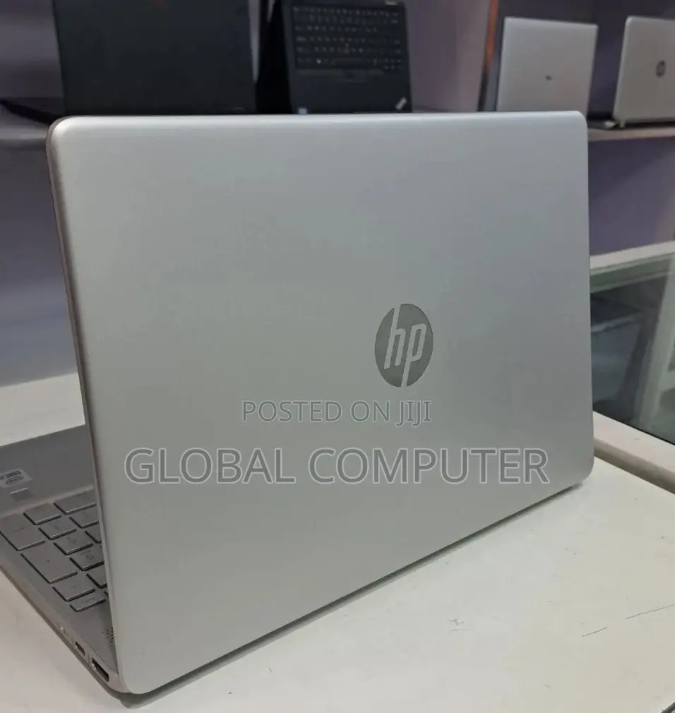 New Laptop HP Stream Notebook 8GB Intel Core I5 HDD 1T