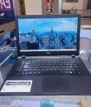 Laptop Acer Aspire VN7-791G 4GB Intel Core 2 Quad HDD 500GB