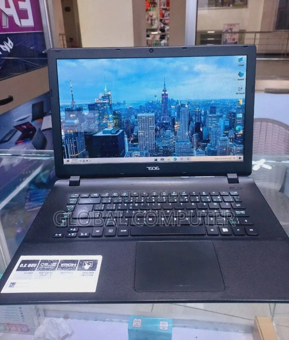 Laptop Acer Aspire VN7-791G 4GB Intel Core 2 Quad HDD 500GB