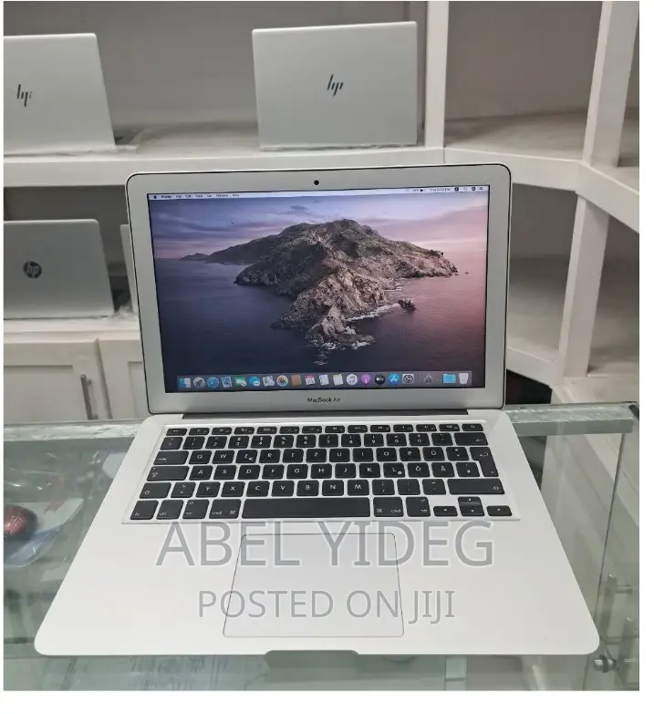 New Laptop Apple MacBook Air 2015 8GB Intel Core I7 SSD 128GB