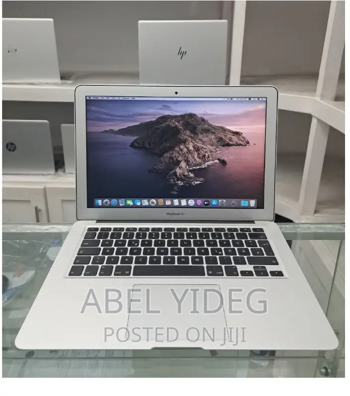 New Laptop Apple MacBook Air 2015 8GB Intel Core I7 SSD 128GB
